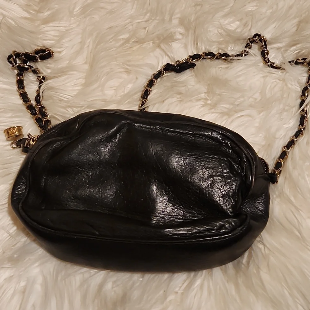 Vintage Chanel Tassel Lamb Skin Oval Camera Bag - Picture 9 of 16